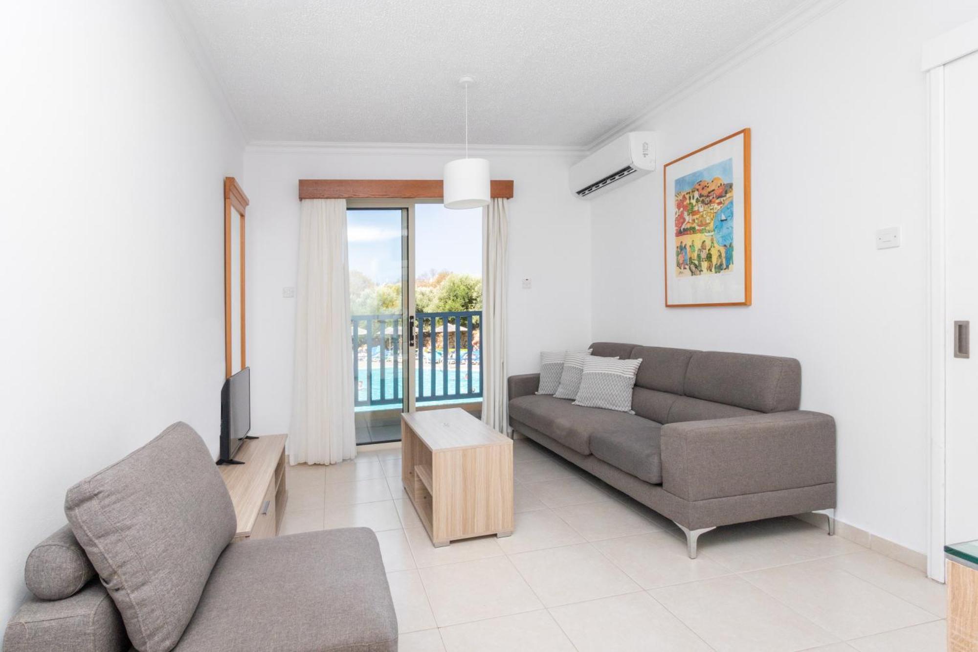 Resitour - Basilica Apartment Paphos Exterior photo